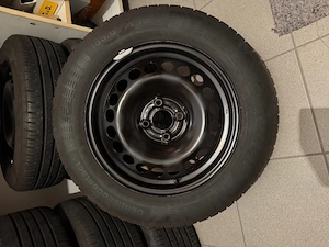 4 St. Sommerreifen auf Stahlfelgen 6Jx15 Zoll H2, sehr guter Zustand