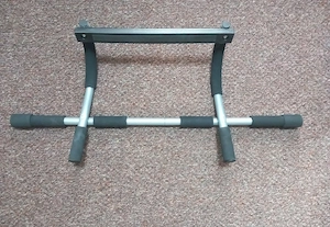 Klimmzugstange bis zu 100kg