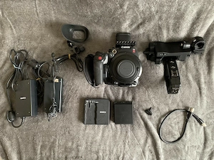 Canon EOS C200 4k Filmkamera mit SSD  Smallrig Top Board  BP-A60 Adapter