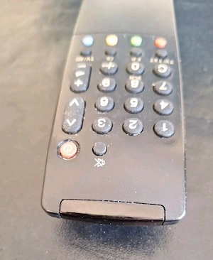 Original Fernbedienung Panasonic TNQ8E-0463 bzw. TNQ8E0463