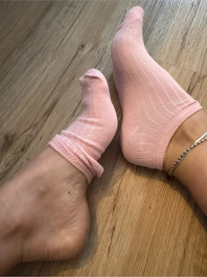     Getragene Socken, individuell für dich   