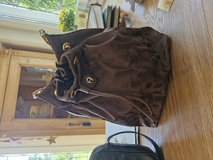 Aigner Beuteltasche Tasche 