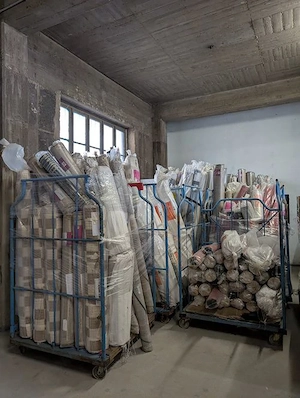 Möbel und Teppiche | B2B-Gesamtposten | Unterschiedliche Designs