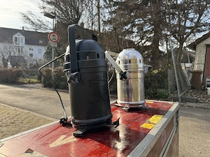 8 PAR Scheinwerfer mit Case 1220 x 535 x 690