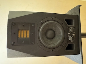 5x Adam A3X Nahfeld Studiomonitore mit Original Monitorstandfuß