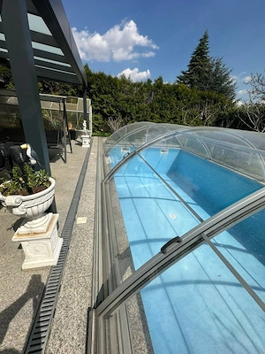 Poolüberdachung 