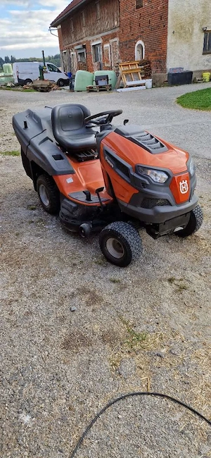 Husqvarna TC238T Rasenmäher Traktor