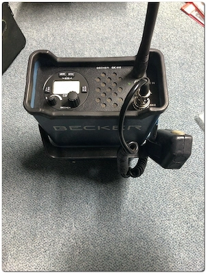 Flugfunkgerät Becker GK 415  615 Mit AR6201 Bodenfunkstelle 8,33 kHz!