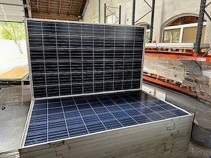15,6 kWp Photovoltaik Anlage komplett - 60 Module - SolarEdge SE15K - 60 Optimierer - Monitoring - T