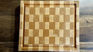 Handgefertigtes Schneidebrett 