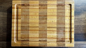 Handgefertigtes Schneidebrett 