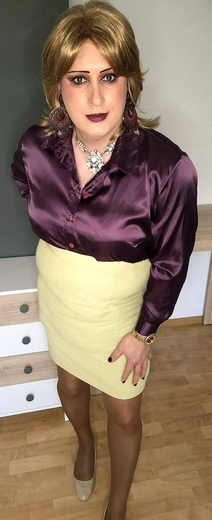 Einsame Tv Gaylady sucht Ihn Bild 6