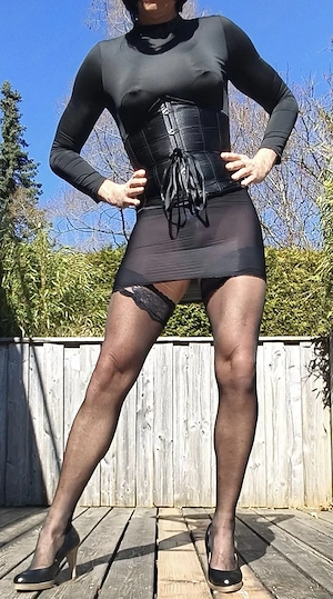 passiver und devoter DWT Mann sucht einen Liebhaber von Nylons  Bild 4