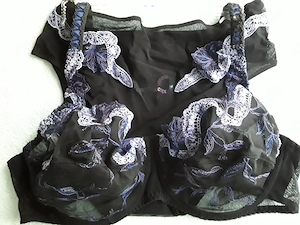 BH 85E, Slip Größe 44, in schwarz lila, neu