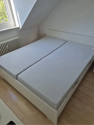 Bett 180x200 cm inkl. 2 Matratzen (Bett1) 