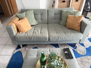 Zweisitzer mit Hocker