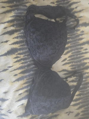 verkaufe getragene höschen, bhs, socken und enge lederleggings Bild 3