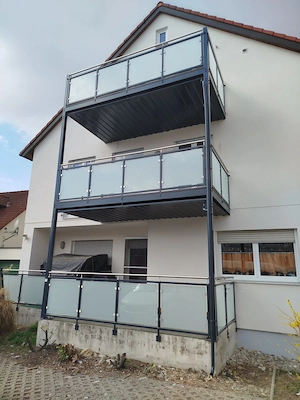 Balkone, Terrassen & Geländer nach Maß   aus Polen