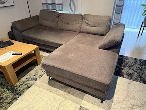 Sofa mit Schlafmöglichkeit