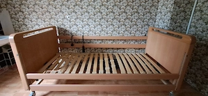 Krankenbett Elektronisch