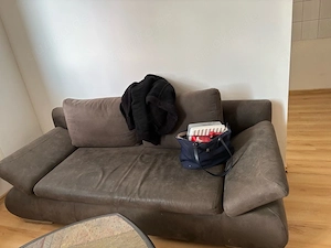 Braunes Sofa 