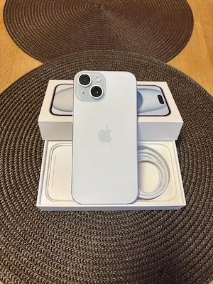 Apple iPhone 15 128 GB Weib funktioniert sehr gut mit Ladekabel und Verpackung