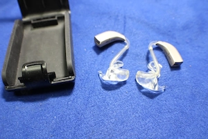 Paar Hörgeräte Oticon Get P , Power  HdO Geräte besser Hören Hörhilfe