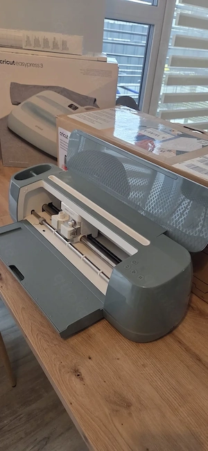 Cricut maker 4 Plotter + Presse Bild 3