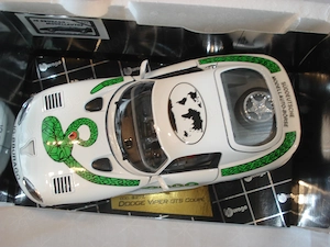  Dodge Viper 1:18 Bburago Sondermodell  neuwertig OVP Bild 6