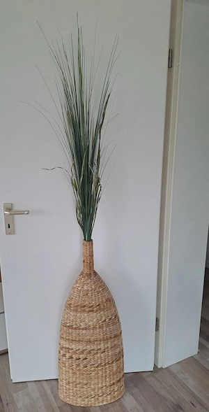 Verschiedene Bilder, Deko, Vase, Bilderrahmen, Regalbrett