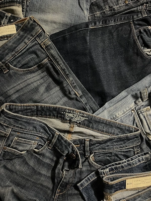 Damen-Jeans - Blue Jeans von ESPRIT    W26 & 28