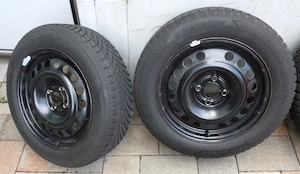 Hankook 4 x Winterreifen 185 60R15 84T M+S 8 mm Profil mit Stahlfelgen schwarz