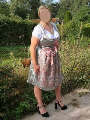 Sinnliches Frühlings-Dirndl sucht leidenschaftlichen Begleiter Bild 10