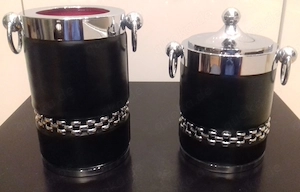 Kultiger Flaschenkühler und Eiswürfelbehälter aus DDR-Zeiten, je