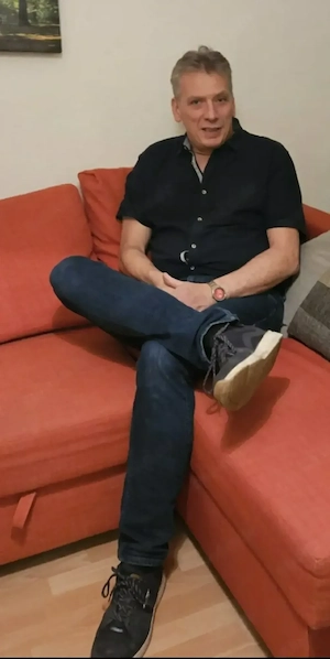 Er sucht Sie für eine feste Partnerschaft 