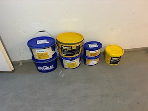 Farben komplett kostenlos abzugeben. 