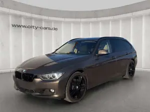 BMW 335 d Touring xDrive*Leder*Panorama*Head Up*AHK*