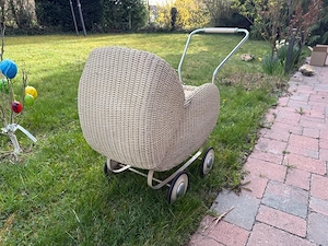 Puppenkinderwagen antik