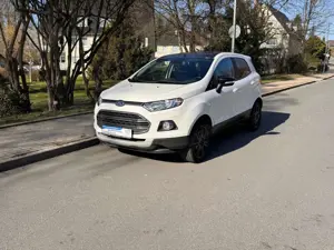 Ford EcoSport Titanium Aus 2 HAND km.112.201  Scheckheftgepflegt