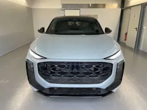Audi Q3 Sportback NEU TFSI 265 PS quattro S line Pano+T... Bild 2