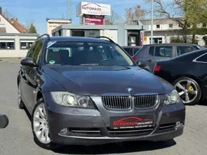 BMW 330 330d xDrive 3.0 Automatik AHK Xenon HU/AU:NEU