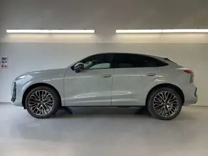 Audi Q3 Sportback NEU TFSI 265 PS quattro S line Pano+T... Bild 3