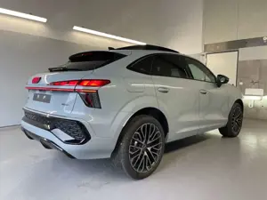 Audi Q3 Sportback NEU TFSI 265 PS quattro S line Pano+T... Bild 4