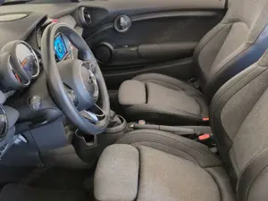 MINI Cooper Cabrio Bild 3