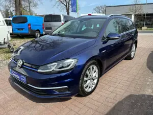 Volkswagen Golf VII Variant+AUTOM+LED+KAMERA+NAVI+TEMPO+++