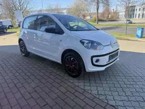 Volkswagen up! cup up!