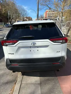 Toyota RAV 4 Toyota RAV4 Bensin 2019 Bild 4
