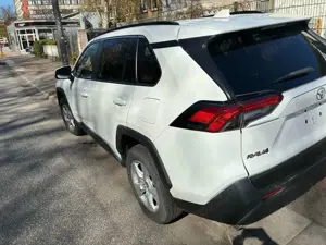 Toyota RAV 4 Toyota RAV4 Bensin 2019 Bild 3