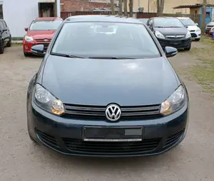 Volkswagen Golf VI Comfortline / TÜV/AU 03/2028 Bild 2