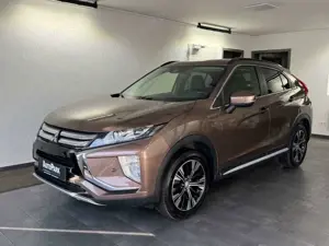 Mitsubishi Eclipse Cross 2WD* PDC*SHZ*Tempo*HUD* Bild 3